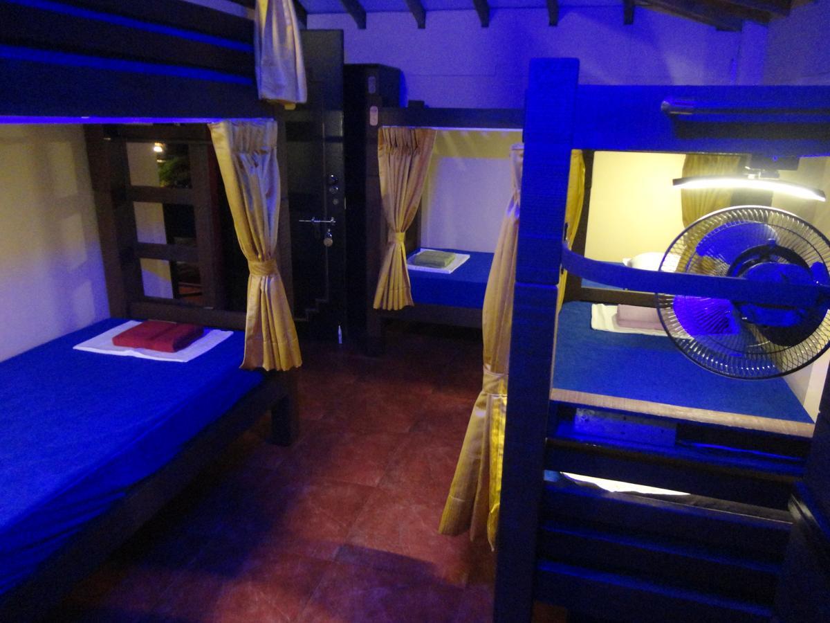The Yuppi Hippi Female Hostel Andžuna Exteriér fotografie